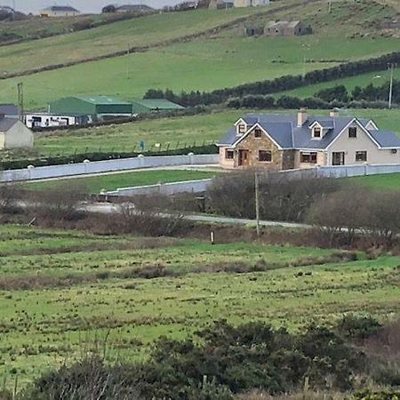 Beautiful Home On Lake Carrowmore Belmullet ภายนอก รูปภาพ