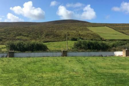 Beautiful Home On Lake Carrowmore Belmullet ภายนอก รูปภาพ